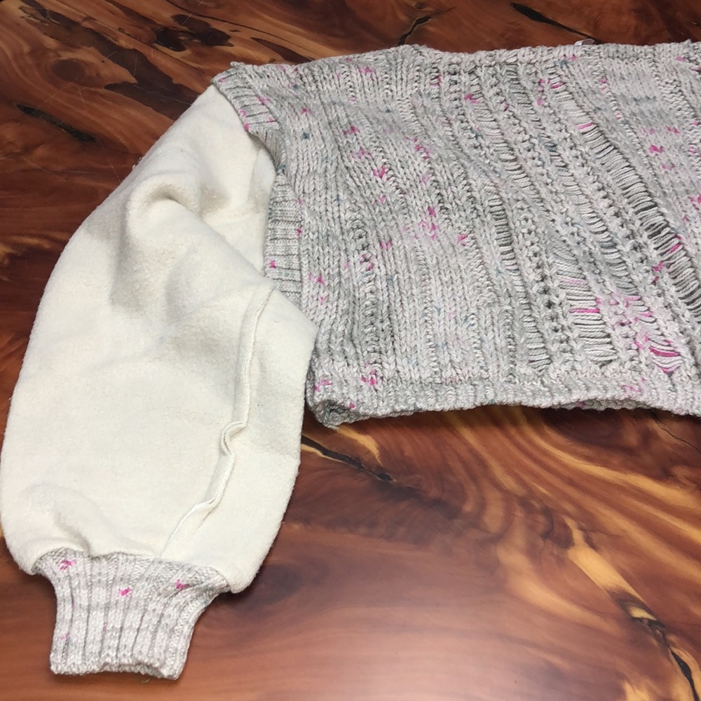 Free People
Honey Cable Fleece Sleeve Crop Sweater - Picture 7 of 9
